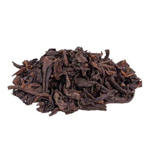 Feuilles sombres fermenté séchées de Thé Rouge Pu Ehr, délicatement roulées, offrant des arômes profonds